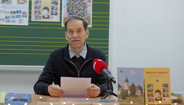 FOTO: Izšle so Stopinje 2026 – obsežen zbornik življenja in dogajanja v Škofiji Murska Sobota