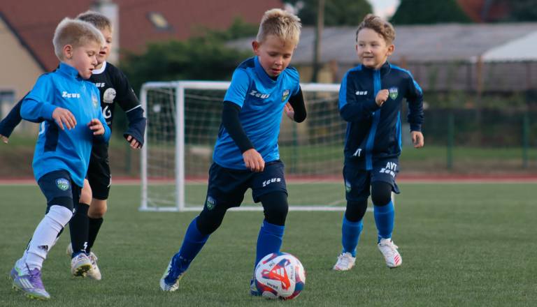 Več kot 200 otrok in nove selekcije: Uspešen jesenski del za mlade nogometaše Intere Drava