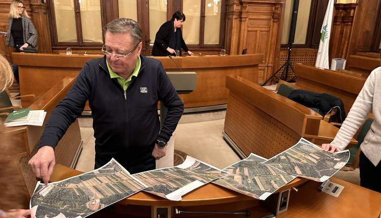 Janković pred komisijo: Kanal C0 varen za 150 let, a opozicija dvomi