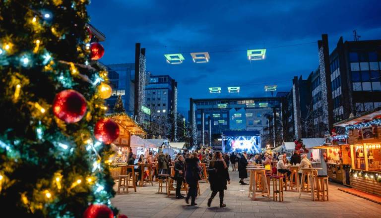 Maribor zavrnil prepoved uličnih nastopov, a prižgal zeleno luč avtobusom in ukrepom za starejše