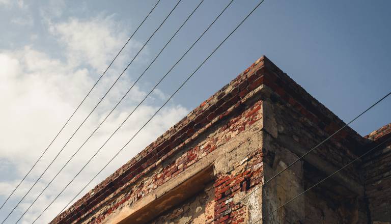 Močan potres v Dalmaciji, tresenje zaznale tudi slovenske opazovalnice: »Dolgo je trajalo«