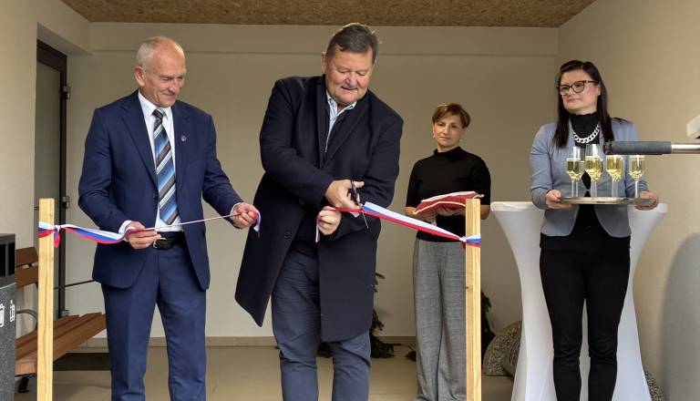 FOTO in VIDEO: Revitalizirana mansarda v Šalovcih slavnostno odprla vrata skupnosti