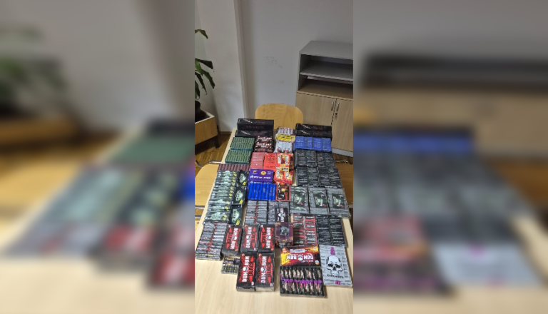 Opozorilo! Mlada Štajerka oglušela, policisti pirotehniko zasegajo pri otrocih