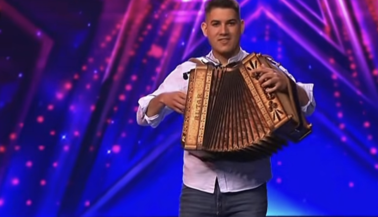 Prekmurski glasbenik navdušil občinstvo na hrvaškem talentu