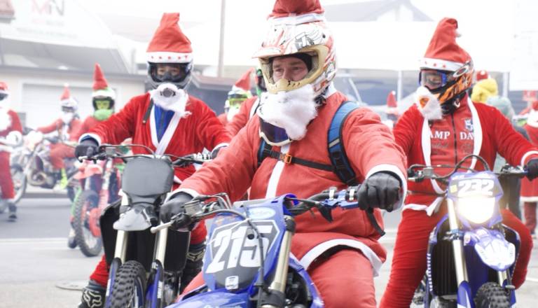 FOTO in VIDEO: Božički na štirikolesnikih in motorjih preplavili Štajersko