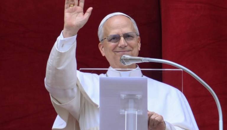 Kaj papež Leon XIV. počne, ko ne more spati?