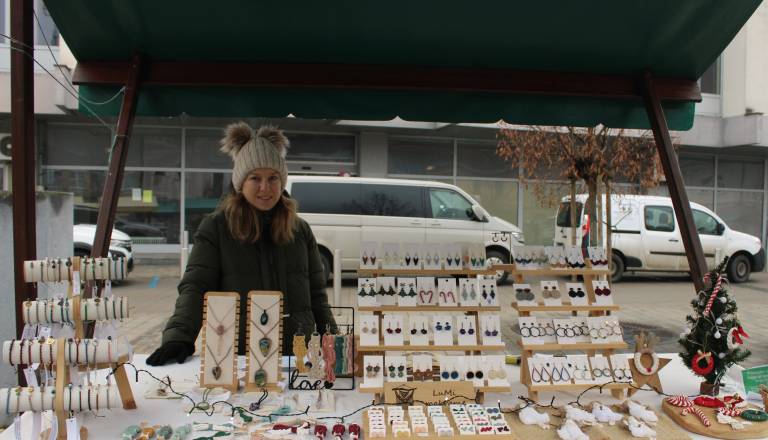 FOTO in VIDEO: Glavni trg v Ljutomeru v znamenju božično-novoletne tržnice