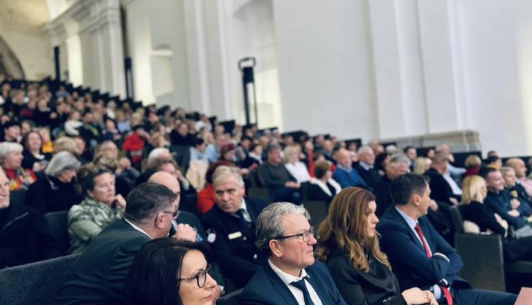 FOTO: Na Ptuju osrednja slovesnost ob dnevu samostojnosti in enotnosti