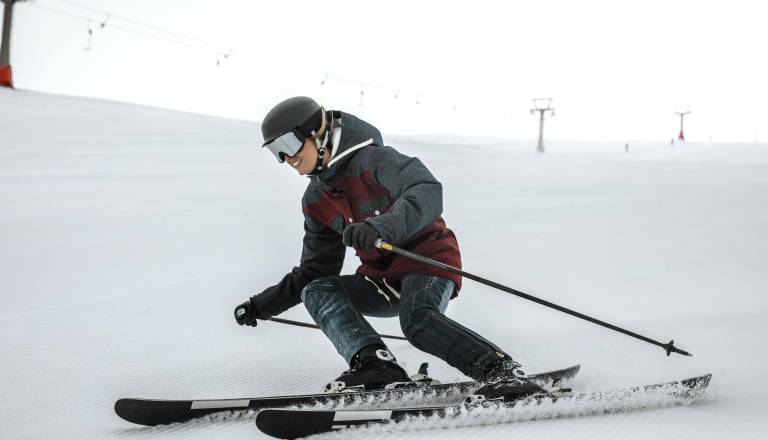 Nesreča na štajerskem smučišču, 50-letnik huje poškodovan