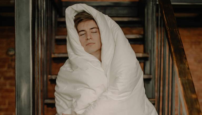 Slovenci na bolniški: Ker je toliko zlorab, se obetajo spremembe