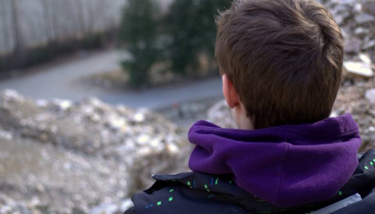 Išče se fant z zlatorumenim Citroënom C3