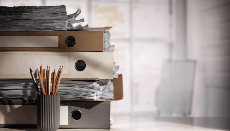 Zaposleni ostali brez nagrade, ker so bili bolni