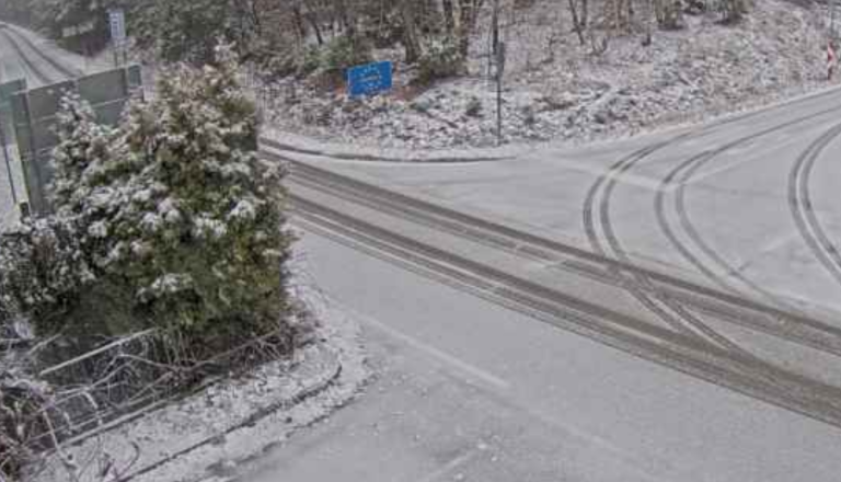 Snežinke tudi v Pomurju, kako je pri vas?