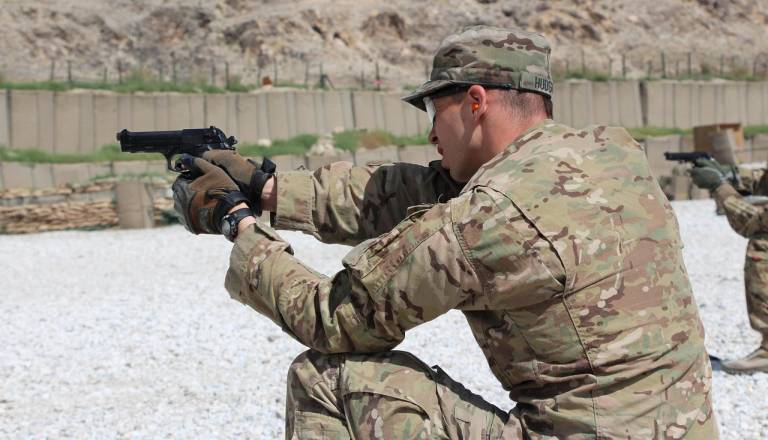 Priprave na obvezno služenje vojaškega roka v polnem teku
