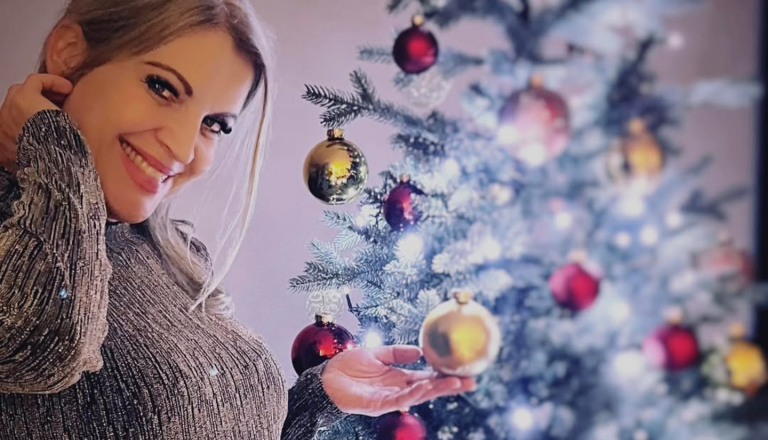 Priljubljena voditeljica za božič razkrila najlepšo novico