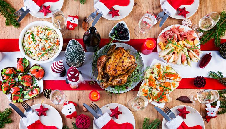 Koliko kalorij se skriva v božičnem kosilu? Rezultat vas utegne presenetiti
