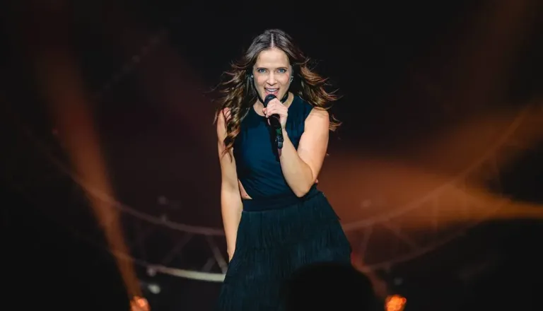 Nina Pušlar odpovedala današnji koncert v Kočevju, znan je nadomestni termin