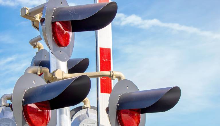 Huda tragedija na železniških tirih