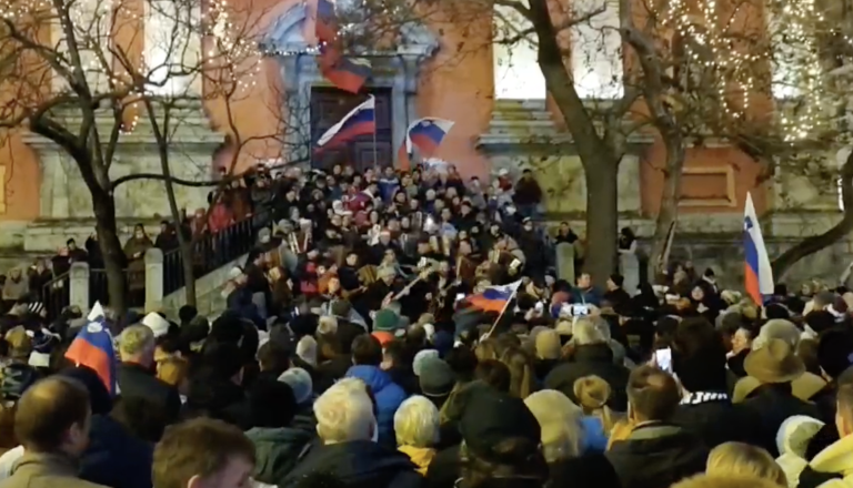 VIDEO: Poglejte, kako je v centru Ljubljane odmeval Veseli Ribn'čan