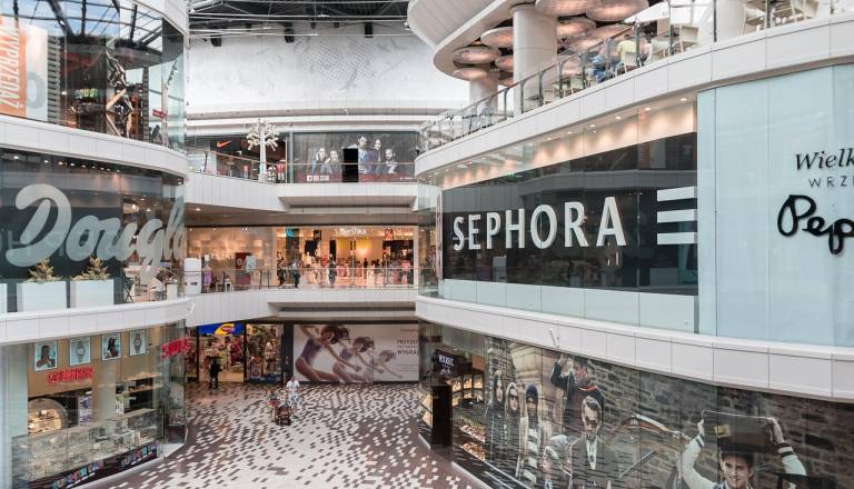 Praznična potrošnja: tako smo Slovenci zapravljali decembra