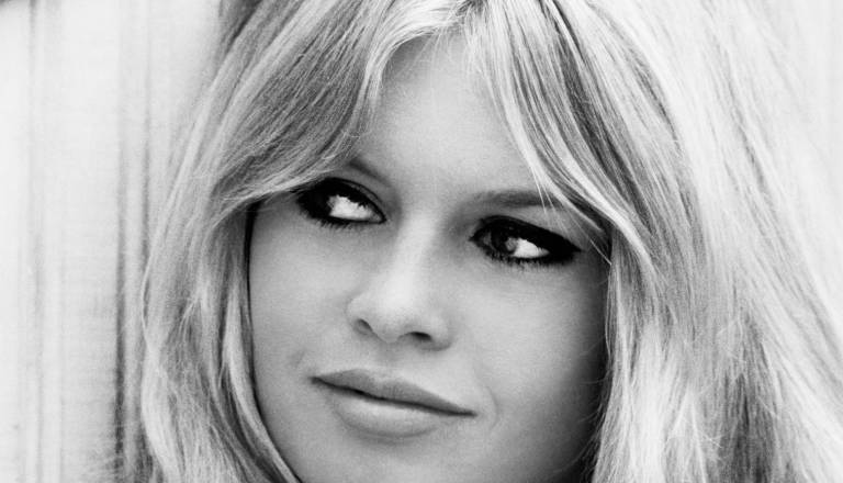 Umrla je kultna Brigitte Bardot, nepozabna zapeljivka z velikih platen