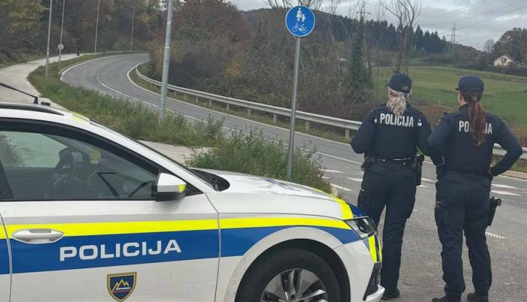 Štajerski policisti ustavili pijanega voznika tovornjaka, med kontrolo ugotovili še ...