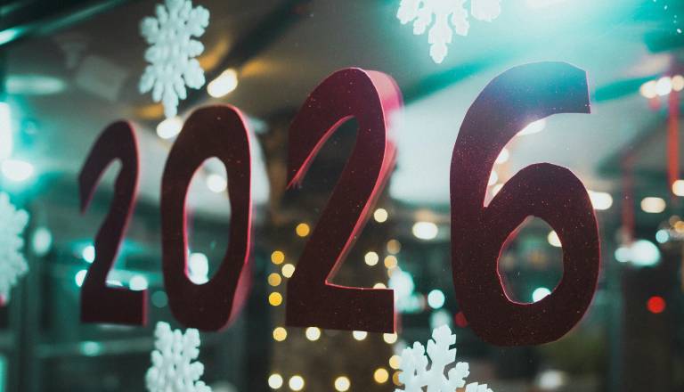 'Živi Nostradamus' razkril napovedi za leto 2026, ob nekaterih zaledeni kri