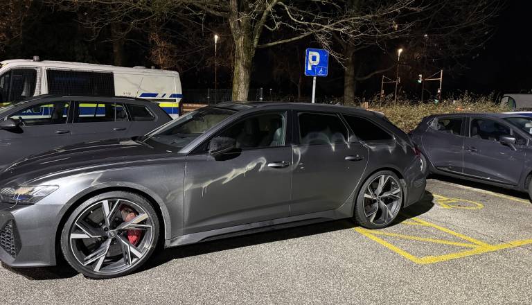 FOTO: Po obračunu v Mariboru se je oglasila partnerka enega od pridržanih: »Grozijo nam s smrtjo otrok in hudim nasiljem«