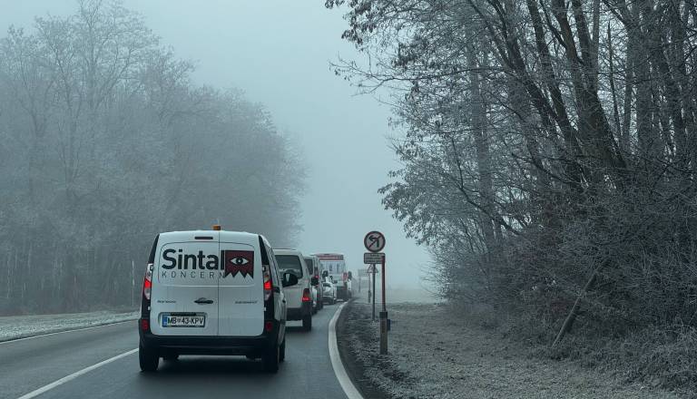 Počilo v bližini Murske Sobote, cesta popolnoma zaprta