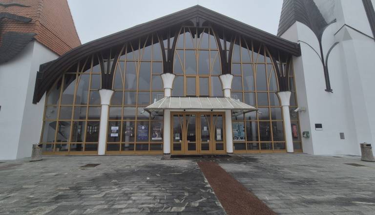 FOTO: Gledališka in koncertna dvorana že prenovljena