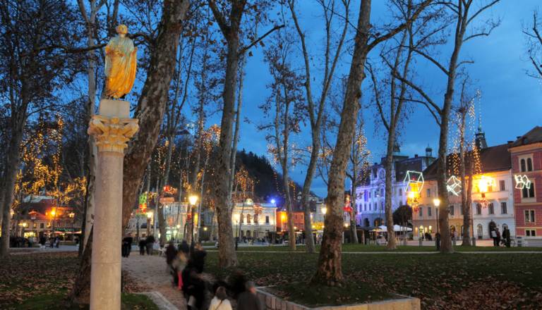 Zaradi silvestrovanja zapora Slovenske ceste v središču Ljubljane