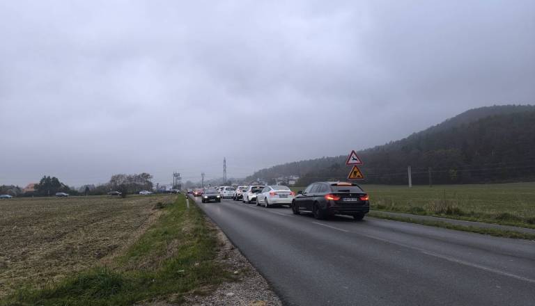 Bo na območju križišča Razvanjske in Papeževe v Mariboru omejitev hitrosti 50 kilometrov na uro?