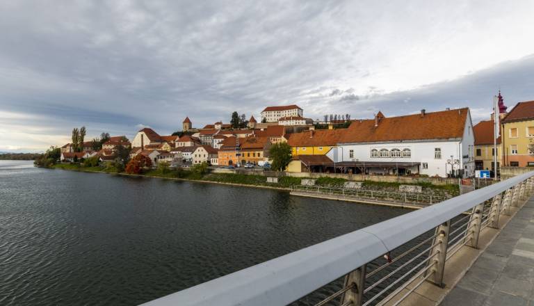 Državljansko gibanje Resnica o lokalnih volitvah in prihodnjih projektih: »Gradnja luksuznih stanovanj ne bo rešila stanovanjske problematike«