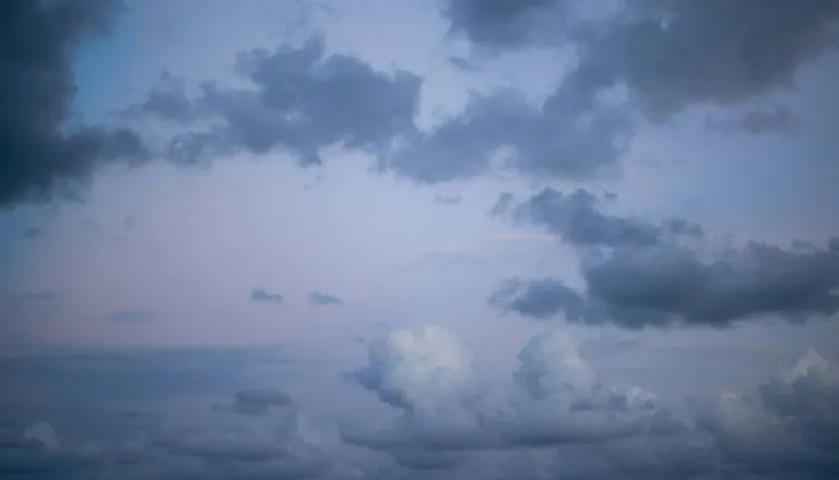 Danes in jutri oblačno, več sonca lahko pričakujemo v nedeljo