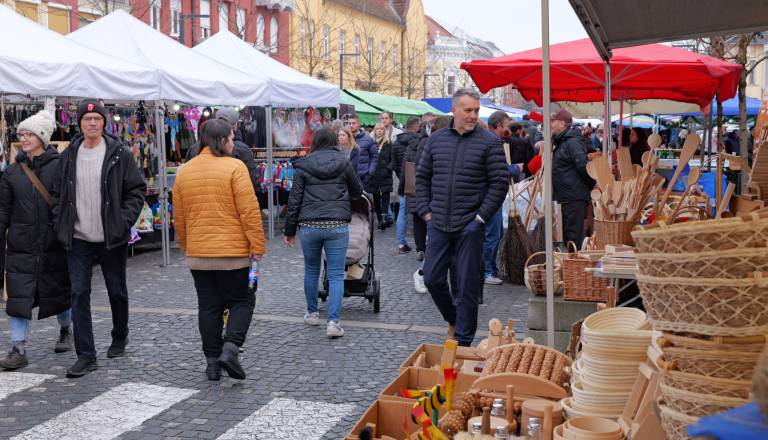 FOTO in VIDEO: Mikloševo senje tudi v popoldanskih urah napolnilo Mursko Soboto! To smo ujeli v objektiv