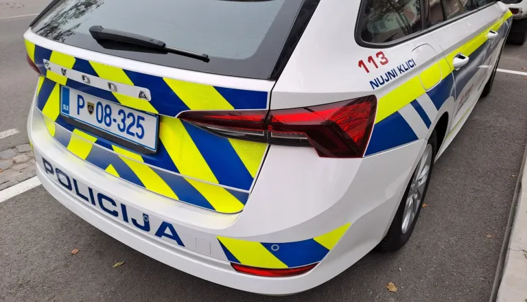 37-letnega državljana Srbije policista ujela med poskusom tatvine