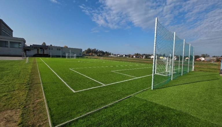 Še v eni pomurski občini zraslo novo nogometno igrišče