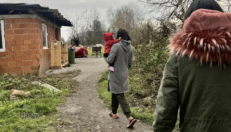 Skupnost občin Slovenije opozarja: Merila vodijo do neustreznih zneskov za financiranje izzivov romske integracije 