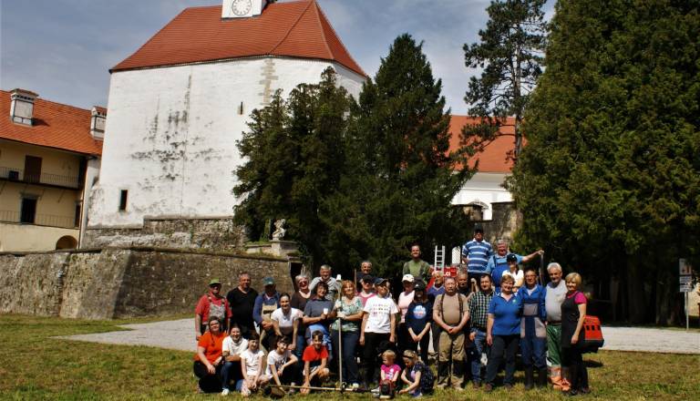 Društvo za oživitev gradu Borl ob jubileju: »Nismo želeli gledati, kako Borl propada in trud ni bil zaman«