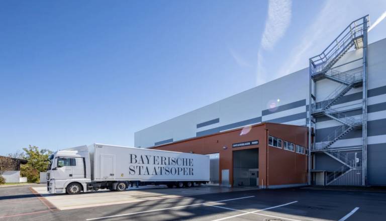 Riko z intralogističnimi rešitvami po meri