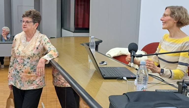 FOTO: Izobraževalno predavanje o vitaminu D pritegnilo številne poslušalce