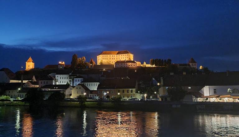 Kam ta konec tedna? Na Ptuju čarobni filmi, adventni venčki in slovesna otvoritev