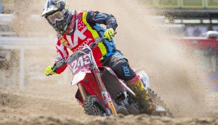 Petkratni svetovni prvak Tim Gajser okrepil Yamaho