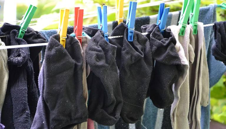 Sušenje perila pozimi: to so napake, ki nas drago stanejo