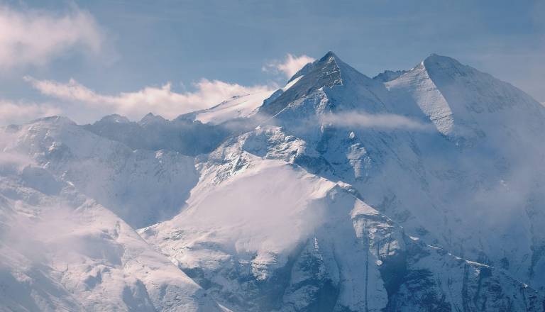 Tragičen dan v Alpah: Snežna plazova terjala tri življenja