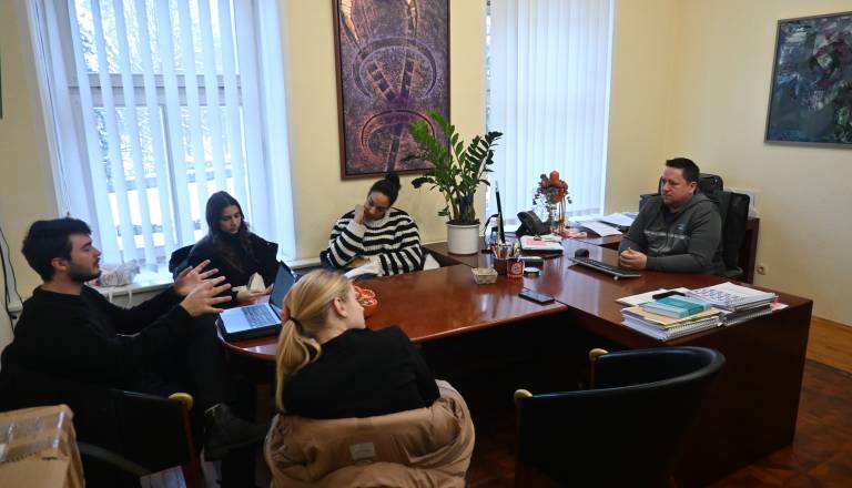 Mladi z beltinškim županom tudi o napadu v srednji zdravstveni: 