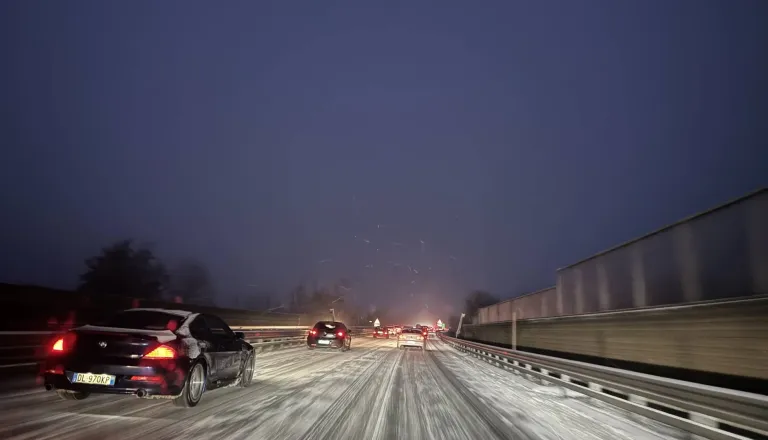 Prometne ovire zaradi okvare vozil na mariborski obvoznici in štajerski avtocesti