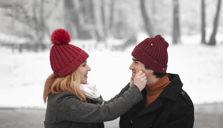 Tehtnice in škorpijoni bodo morali danes paziti, komu zaupajo