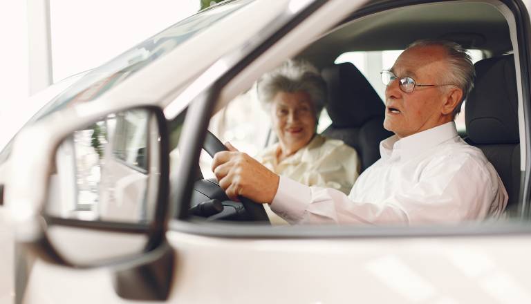 Mariborska občina vabi starejše voznike in voznice na brezplačne delavnice