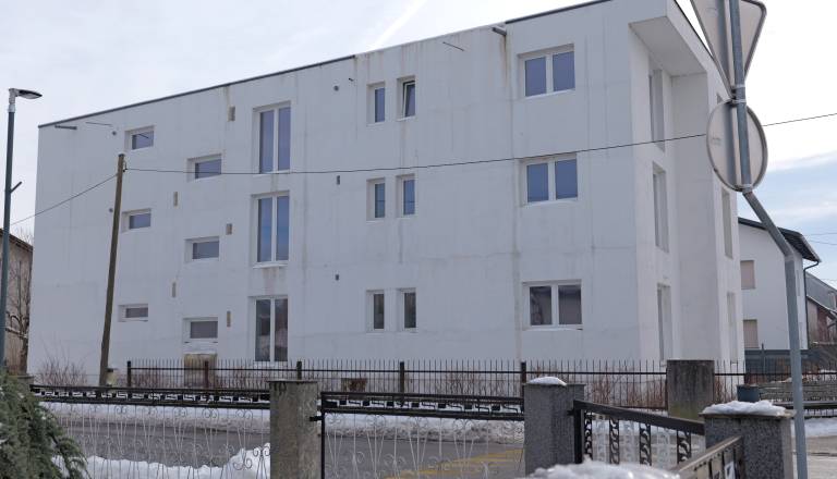 Stanovanja v središču Murske Sobote znova na dražbi, dolgov za skoraj milijon evrov